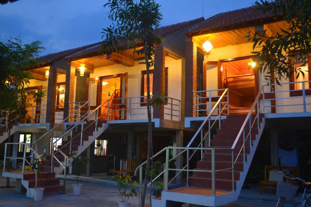Jungle Boss Travel Lodge Phong Nha Esterno foto